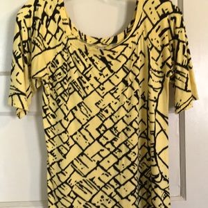 Wahine Toa shirt small